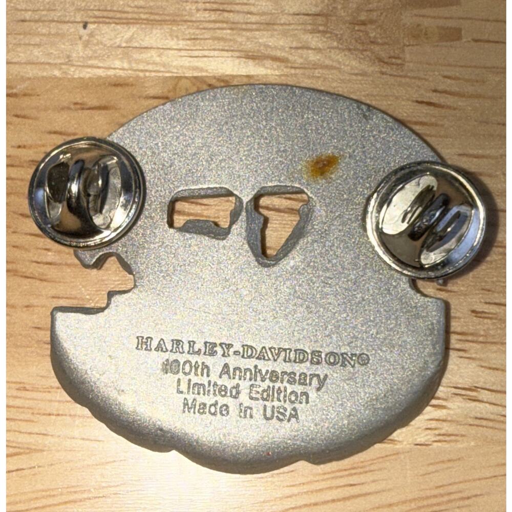 Harley 100th Factory Pin 2003 HD Motorcycle Collectible Old Vest Hat Badge - Picture 2 of 2